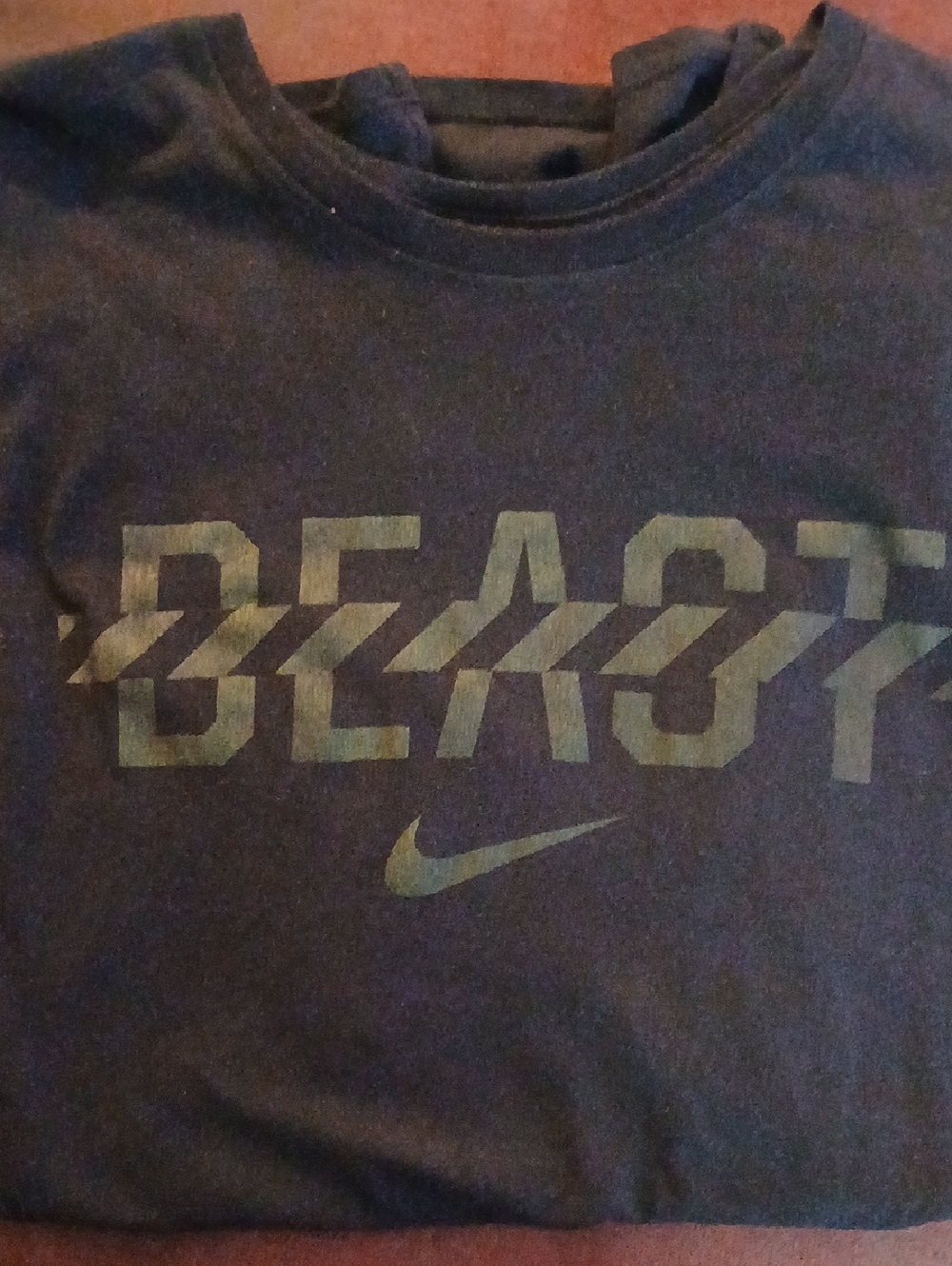 Nike Men’s Navy Short Sleeve 'BEAST' Graphic Tee